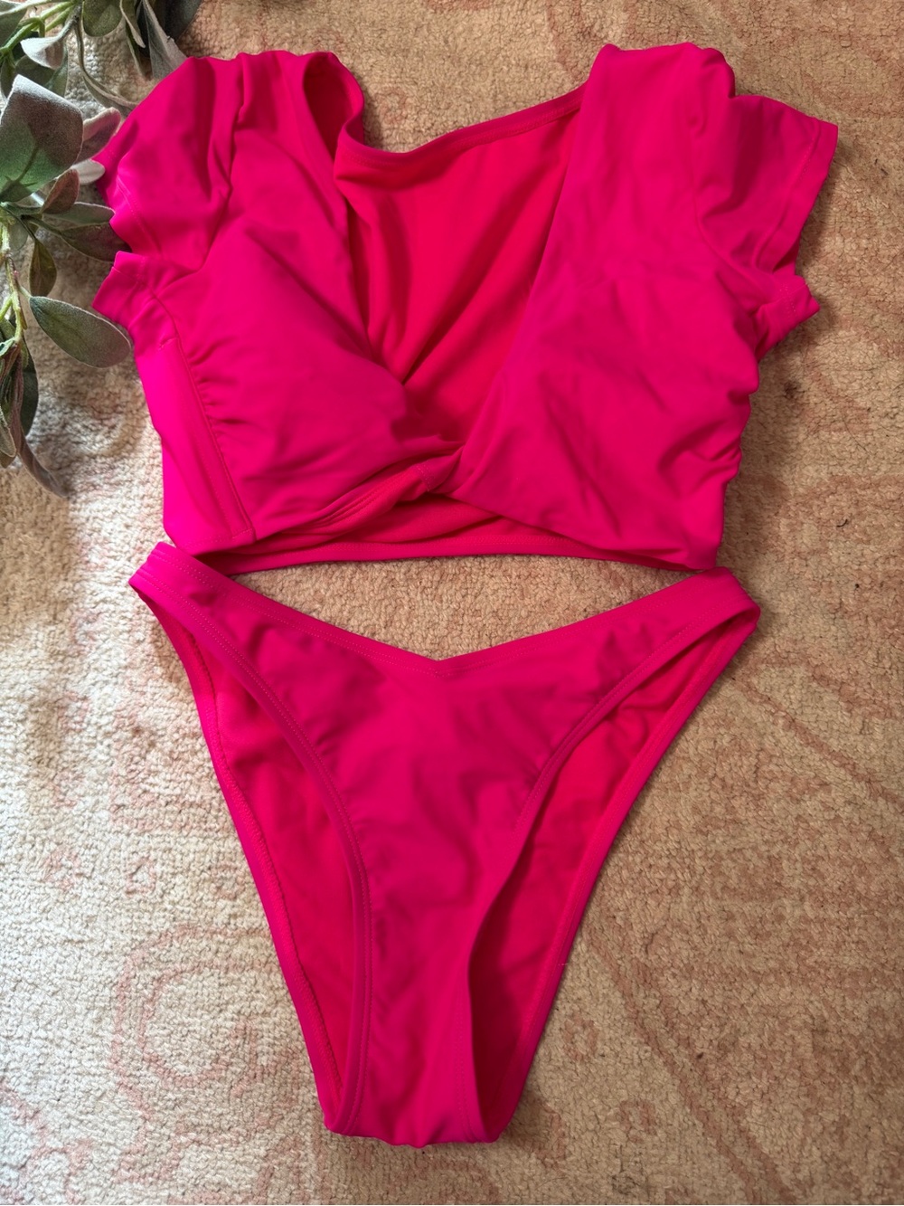 Wild Fable Hot Pink 2-Piece Bikini Set Ruched Ruffle Sleeve Top & High Cut Botto